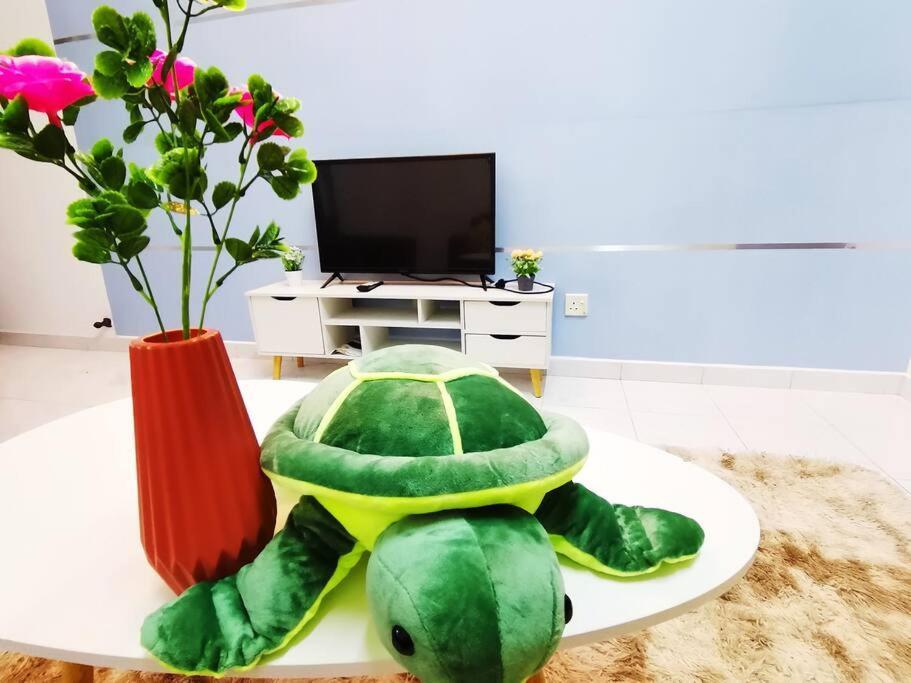 Cozy Modern 3 Bedroom In Free Wifi George Town